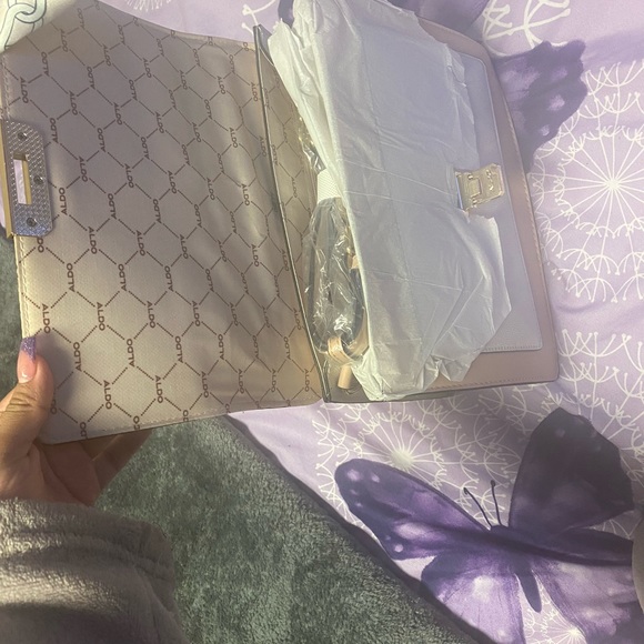 Crossbody strap purse - Picture 3 of 5